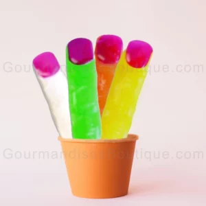 Bonbons en forme de doigts, fruités et lisses - Une gourmandise drôle à croquer à pleines dents.