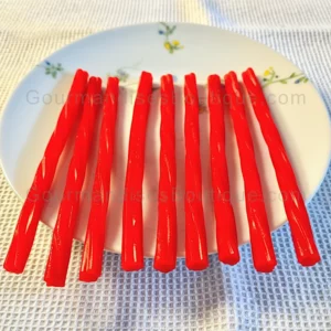 Câble Torsadé Délicieuse saveur de Fraise - Confiserie lisse pour les gourmandes/gourmands et les personnes (gens) qui aiment les bons bonbons.